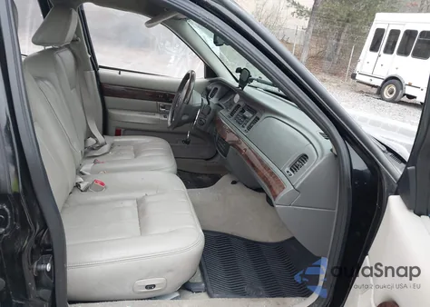 2010 Mercury Grand Marquis Ls (Fleet Only) from USA, damaged, VIN 2MEBM7FV7AX601089